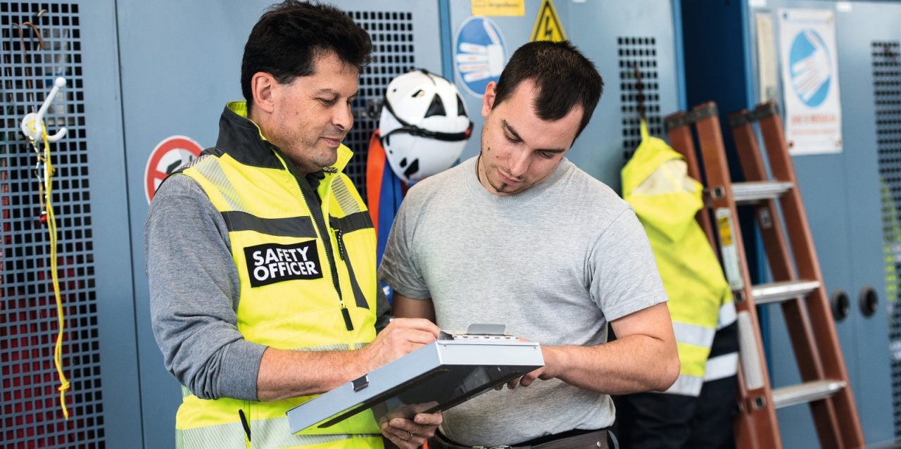 Hilti ON!Track training, supervisor, safety officer, certificates, health, safety, ladder, helmet,